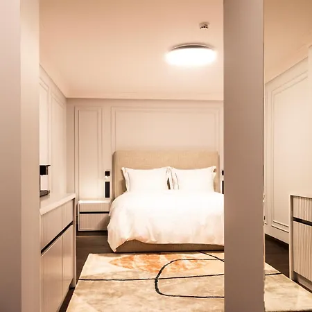 Rossa Luxury & Narechenski Bani