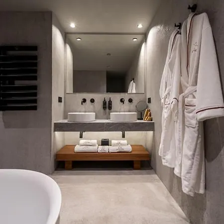 Hotel Rossa Luxury & Narechenski Bani