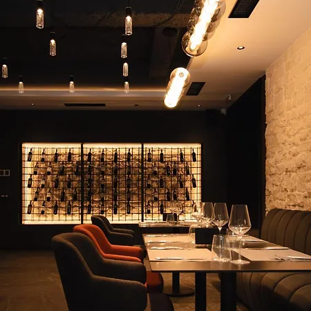 Rossa Luxury & فندق 5*