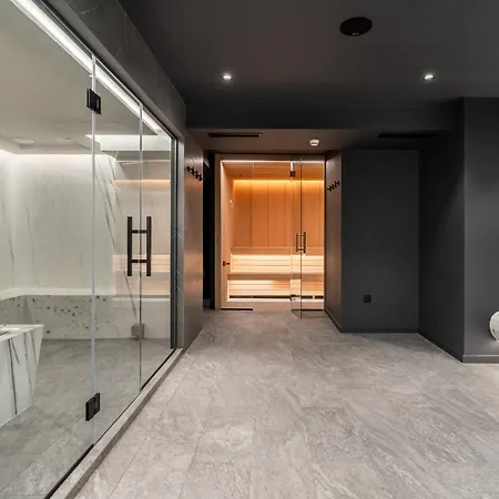 Rossa Luxury & Hotel 5*