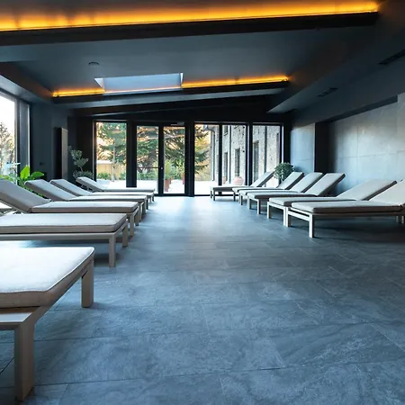 Rossa Luxury & فندق 5*