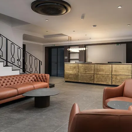 Rossa Luxury & فندق Narechenski Bani