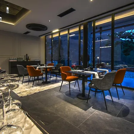 فندق Rossa Luxury &