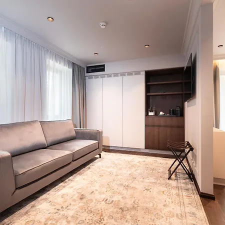 Rossa Luxury &