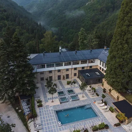 Hotel Rossa Luxury & 5*